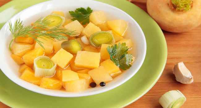 Composi&ccedil;&atilde;o das propriedades &uacute;teis do nabo e conte&uacute;do cal&oacute;rico